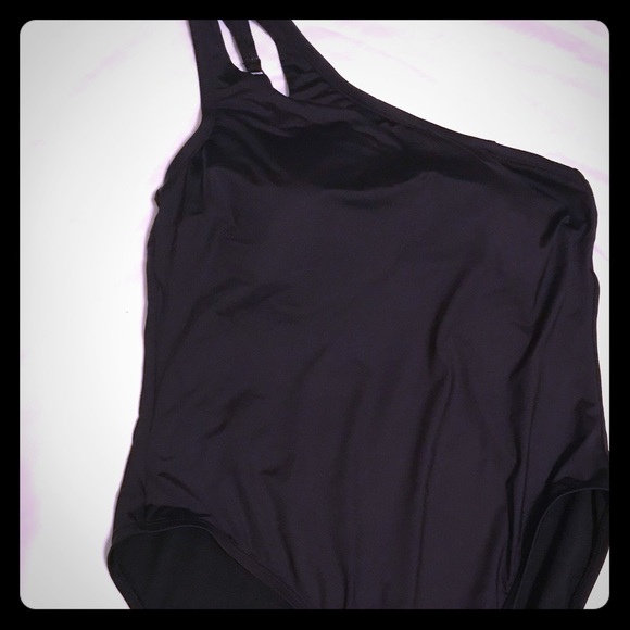 Kenneth Cole Reaction Other - 🌸Kenneth Cole Reaction Black Swimsuit🌸